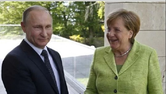 Vladimir Putin dhe Angela Merkel diskutojnë mundësinë e prodhimit të një vaksine anti-COVID të përbashkët 