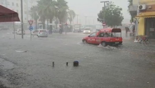 Bashkia e Durrësit bën bilancin paraprak të dëmeve nga përmbytjet! Numrat e telefonit ku duhet të kontaktojnë qytetarët 