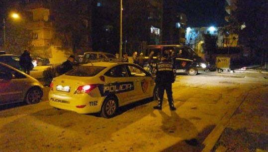 Plagosje me armë zjarri në Shkodër! I riu qëllohet në këmbë pranë një lokali 