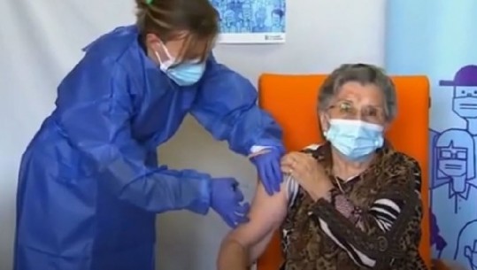 Spanjë, nis administrimi për dozën e dytë të vaksinës anti-COVID (VIDEO)