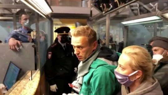 Video/ Navalny para gjykatës: Kjo seancë, shkalla më e lartë e paligjshmërisë