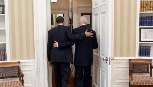 Barack Obama uron Joe Biden pak para inaugurimit si president të zgjedhur të SHBA-së: Miku im, kjo është koha jote