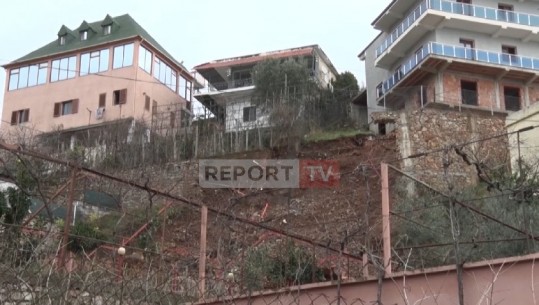 Reshjet e shiut, erozioni rrezikon lagjen Varosh në Lezhë (VIDEO)