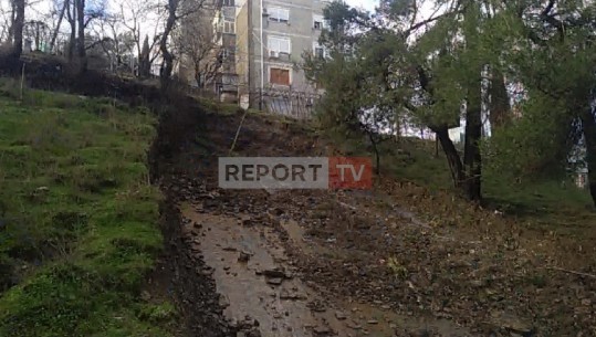 Rrëshqitja e dherave, pallati 6 katësh në Gjirokastër rrezikon shembjen! Banorët: Duam zgjidhje nga qeveria (VIDEO)