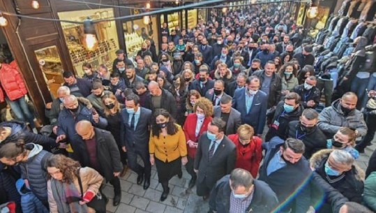 Kosovë, fushata hapet me premtime të mëdha dhe me shkelje masash anti-COVID