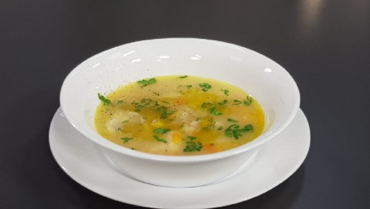 Supë me peshk dhe fidhe nga zonja Vjollca