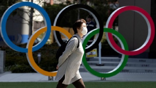 ‘Gratë flasin shumë’, kreu i komitetit organizues të lojërave olimpike në Tokio jep dorëheqjen pas sulmeve për deklaratën e tij 