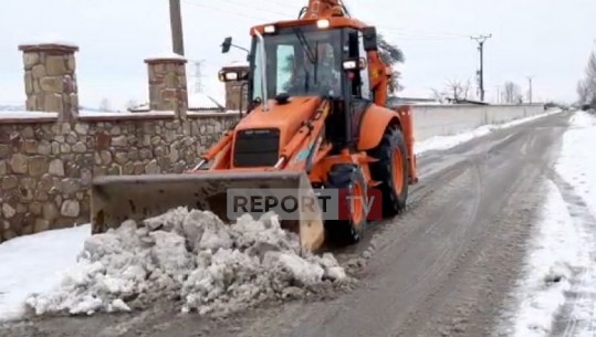 Bllokohen rrugët në zonat malore të Krujës për shkak të ngricave, izolohen 3 mijë banorë