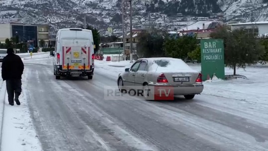 Elbasan, bllokohen 11 fshatra, rrugët të ngrira të kalueshme vetëm me zinxhirë