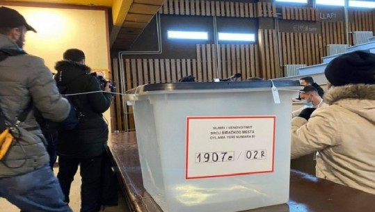 Zgjedhjet në Kosovë, deri në orën 11:00 votojnë 8.3 % e votuesve, nuk ka incidente