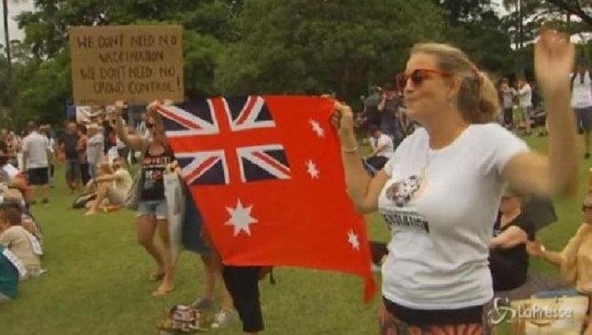 Australi: Qindra qytetarë protestojnë kundër vaksinave anticovid
