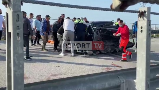 Pamje të rënda/ Aksident i trefishtë në autostradën Fier-Vlorë, humb jetën një 18-vjeçar, plagosen rëndë 4 të rinj