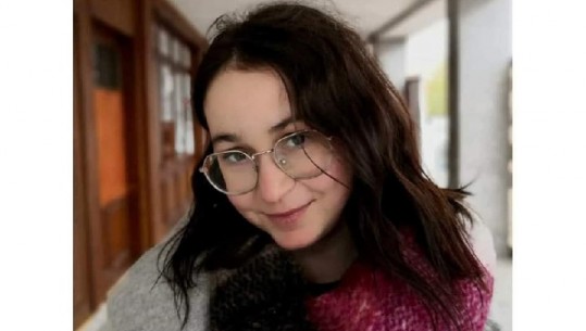 22 vjeçarja humbi betejën me COVID, Universiteti i Tiranës: U prenë në mes ëndrrat e saj, ishte me rezultate të larta