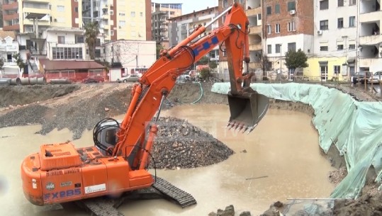 Rrëshqitje dherash në kantierin e ndërtimit Lezhë, Inxhinieri Dedaj: Nuk ka rrezik për banorët (VIDEO)
