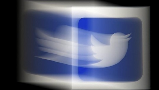 Mbylli përkohësisht llogarinë e adoleshentes franceze që iu përgjigj komenteve kërcënuese ndaj saj, përballet me reagime të forta Twitter në Francë