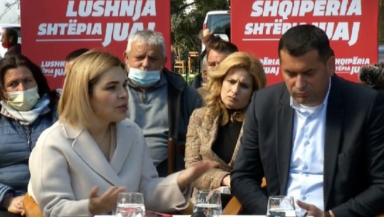 Kryemadhi prezanton kandidatin në Lushnjë, banori i kthehet: Merrni votat e nuk ktheheni më… Do ju lëmë 6 muaj, e do t’u zhdukim