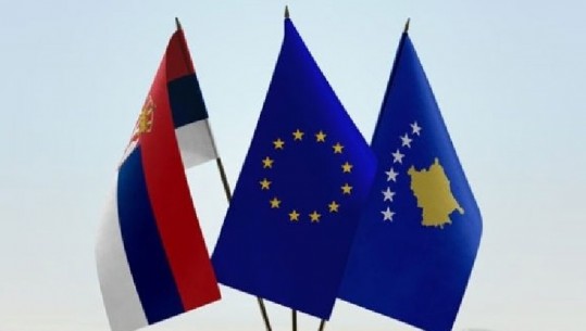 Vuçiç provokon, BE bën thirrje për përmbajtje nga deklaratat që dëmtojnë normalizimin e raporteve Kosovë-Serbi