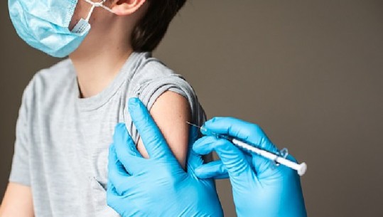 Pas Izraelit, Britania gati të fillojë vaksinimin e fëmijëve në gusht