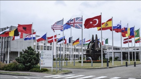 Shqipëria 12 vite në NATO, urojnë politikanë dhe partnerë të Shqipërisë! Ambasada e SHBA: Gjithnjë krah jush! Ruçi: Të gatshëm për negociatat me BE! Basha: Ne e bëmë realitet