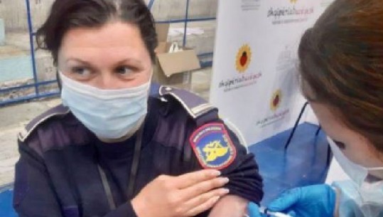 Ministrja Etilda Gjonaj jep lajmin: Nis vaksinimi i gjerë i Policisë së Burgjeve