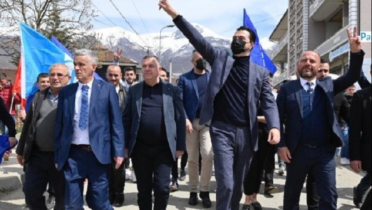‘Nafta në Maqedoninë e Veriut më lirë se këtu’ Basha i premton sipërmarrësit në Maqellare: Do të heq taksën e qarkullimit 240 lekë për litër karburant