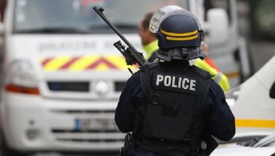 Sulm me armë në Paris, humbet jetën një person