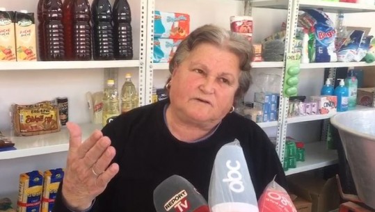Sherri mes dy familjeve në Berat ku u plagos efektivi i policisë, flet nëna e njërit prej të përfshirëve: Erdhën në dyqan të pirë, na thanë pse shikoni nga shtëpia jonë