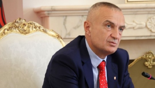 Gazetari publikon dokumentin e prokurimit publik: Ilir Meta ble një karrige 4 milionë lekë! Vras mendjen çfarë ka poshtë ulëses së presidentit