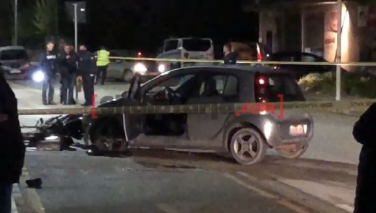 Aksident në Vlorë, makina përplaset me motorin! Dy persona të plagosur