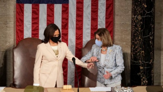 Kamala Harris dhe Nancy Pelosi, shënojnë moment historik gjatë fjalimit të Biden në Kongresim amerikan
