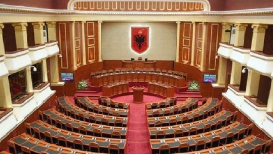 Nga 22 deri në 79 vjeç, KQZ publikon moshën mesatare të deputetëve të rinj të Kuvendit