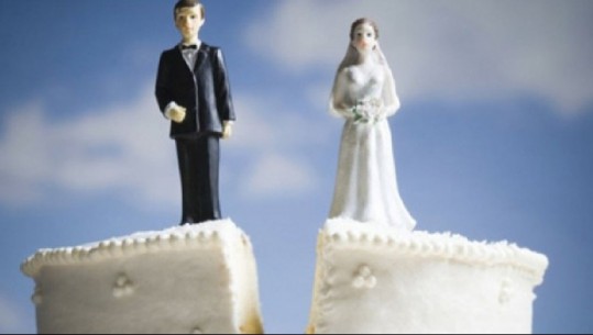 'Para se vdekja të na ndajë', emigracioni çon divorcet në nivel rekord, një e katërta e çifteve ndahen
