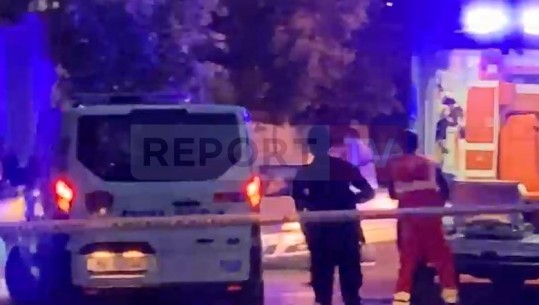 Atentat në Elbasan/ Zona e 'blinduar' nga Policia, Report Tv sjell pamje nga vendi i ngjarjes, viktima brenda në makinë