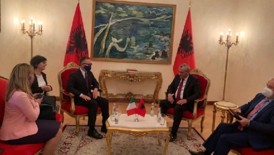 Ruçi takim me Ambasadorin e Italisë, Fabrizio Bucci: Italia, mikja, mbështetsja dhe avokatja më e mirë e Shqipërisë