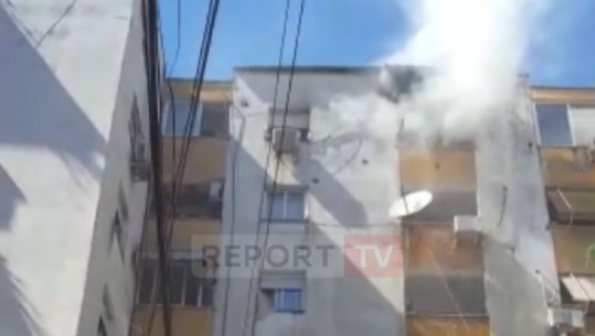 Zjarr në një apartament në Tiranë pranë zonës së Shallvareve, një grua dërgohet në spital (VIDEO)