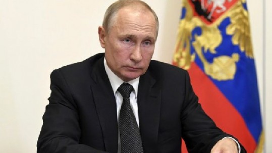 Putin paralajmëron kundërshtarët e Rusisë: Hiqni dorë nga sulmet, do t’u thyhen dhëmbët (VIDEO)