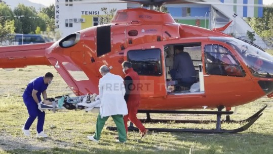 Rrëzohet duke luajtur me biçikletë, plagoset rëndë 10-vjeçari në Maliq! Niset me helikopter drejt Tiranës (VIDEO)