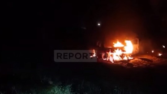Gjendet një makinë e djegur në Vlorë, dyshohet se u përket dy autorëve që ekzekutuan 35-vjeçarin (VIDEO)
