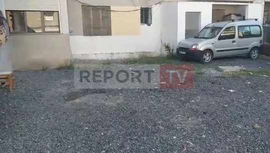I moshuari u gjet i vdekur në rrugë në Elbasan, Policia sqaron ngjarjen: Preu damarët dhe u hodh nga kati i katërt