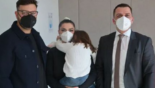 E martuar prej 6 vitesh me një vendas, gjykata në Austri kërkon dëbimin e shqiptares: Shtëpia ku jeton çifti me vajzën e tyre 6-vjeçare është e vogël