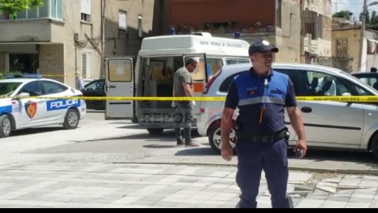 Prej dy ditësh i zhdukur, një 45-vjeçar gjendet i pajetë brenda në makinë në Vlorë! Vëllai i ish-kreut të Gjykatës Gjirokastër, i shkarkuar nga vettingu