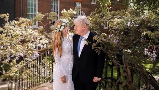 Boris Johnson martohet në një ceremoni sekrete me të fejuarën e tij Carrie Symonds