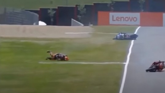 Humb jetën piloti i MotoGP, 19-vjeçari u aksidentua rëndë gjatë garës (VIDEO)