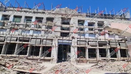 'Kafja e Madhe' në Shkodër shembet nga investitori privat me leje ndërtimi të skaduar, pezullohen punimet restauruese (VIDEO)