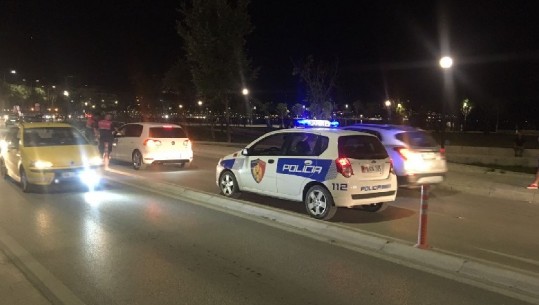 Aksident i trefishtë në Durrës, plagoset pasagjerja