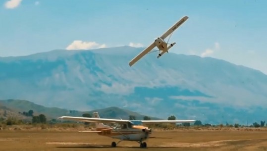 VIDEO/Riaktivizohet aerodromi i Gjirokastrës për sportet ajrore pas 30 vitesh, Rama: Një hapësirë më shumë për turizmin e zonës