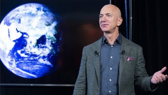 Jeff Bezos, njeriu më i pasur në botë bën ëndrrën realitet,  muajin e arrdhshëm udhëton në hapësirë së bashku me të vëllain