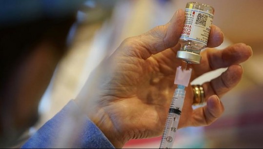 Vaksina e Moderna-s dëshmon shkallë të lartë efektiviteti tek moshat 12-18 vjeç! Kompania amerikane këkrkon leje për përdorim emergjent