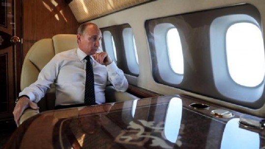 Avioni i luksit i Putin, tavolina ari, dhoma gjumi e palestër