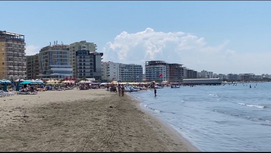 Mungon siguria në bregdetin e Shëngjinit, nuk ka kulla vrojtimi! Ministria e Turizmit mban peng licencimin e plazheve private